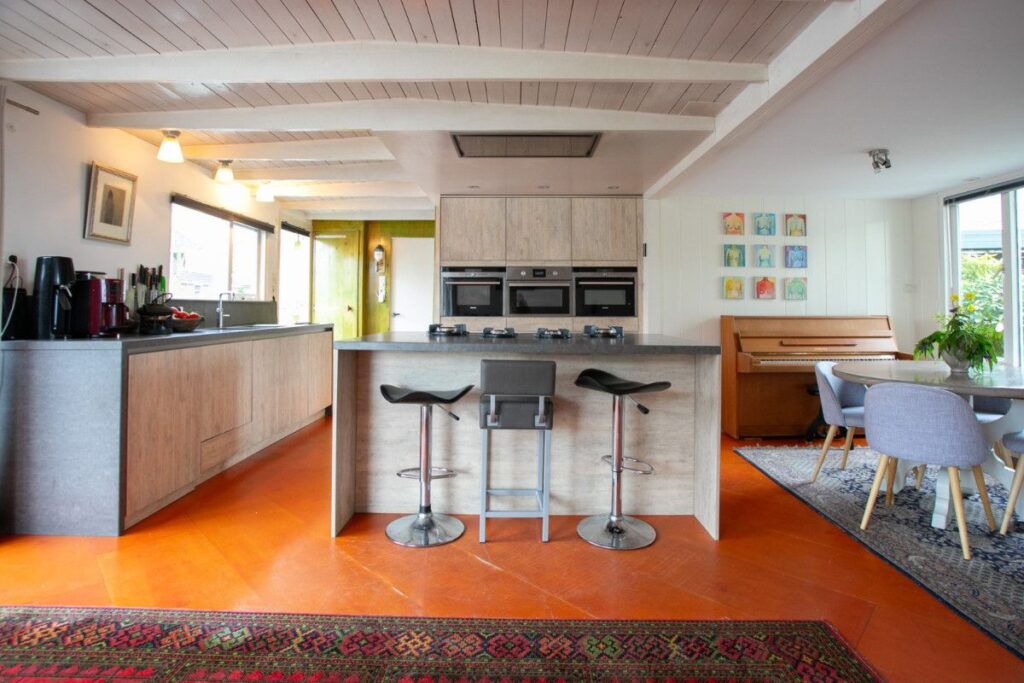 Woonhuis aan de Broekergouw in Amsterdam