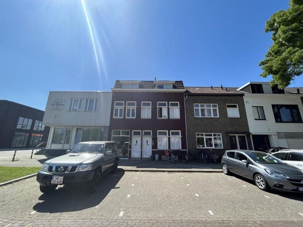 Kamer aan de Heerderweg in Maastricht (6224 LJ)