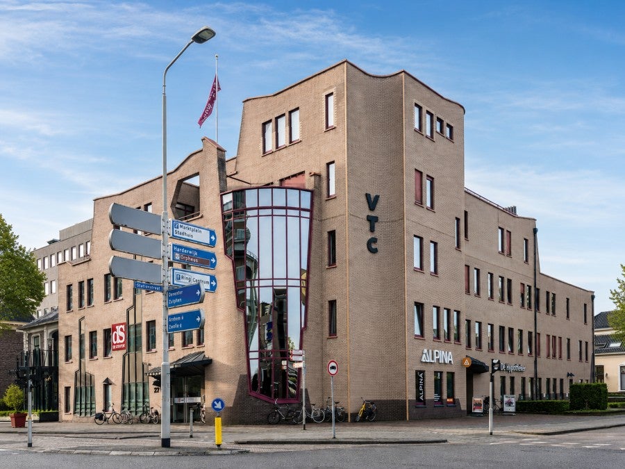 Studio aan de Deventerstraat in Apeldoorn (7311 LT)