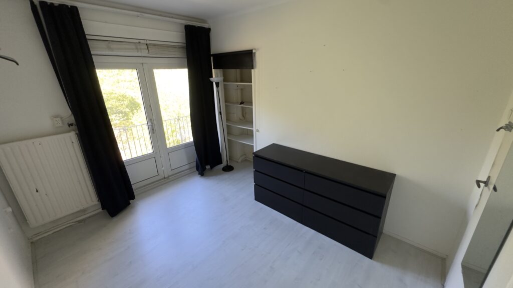 Kamer aan de Jansbuitensingel in Arnhem