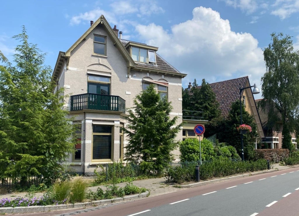 Studio aan de Nassaulaan in Apeldoorn