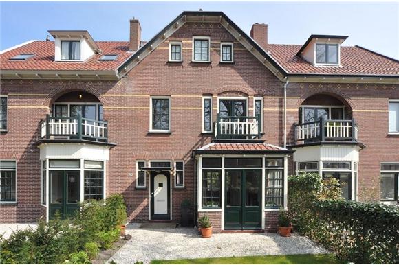 Woonhuis aan de Meerweg in Bussum