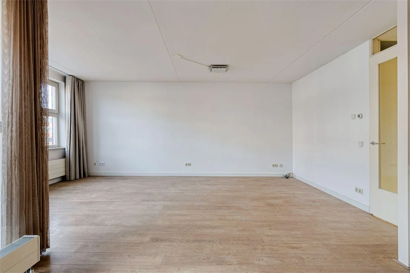 Appartement aan de Beeklaan, 2562AK, Den Haag in Den Haag