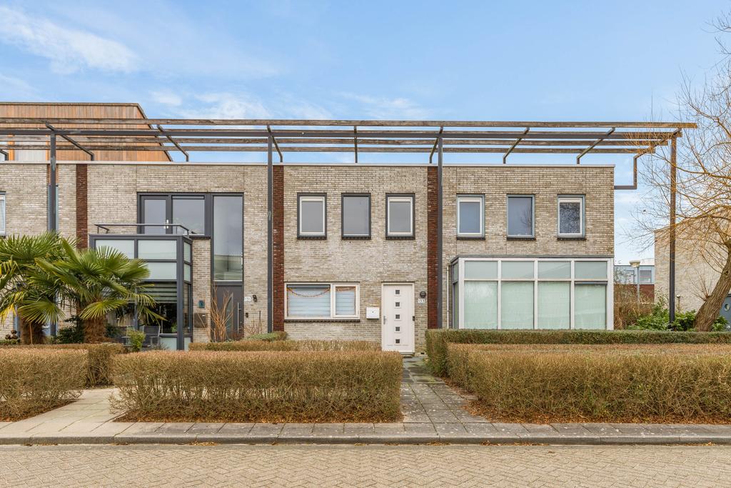 Eengezinswoning in Almere (HUU-100323)