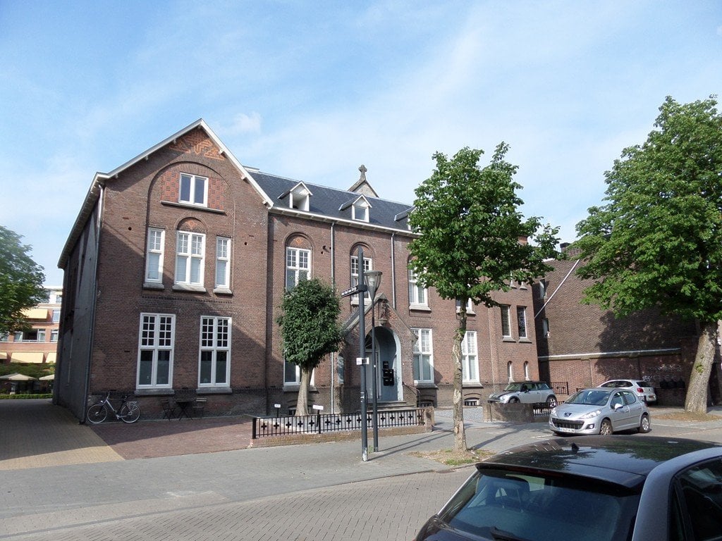 Appartement aan de Strijpsestraat in Eindhoven (FX1DJ)