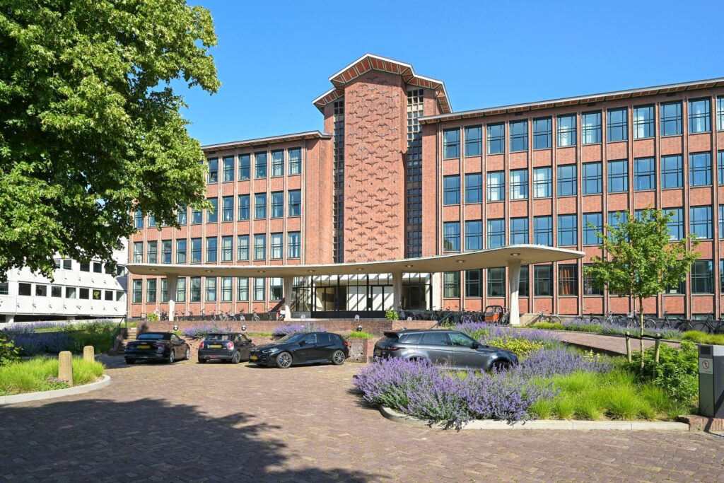 Appartement in The Hague (HUU-261159)