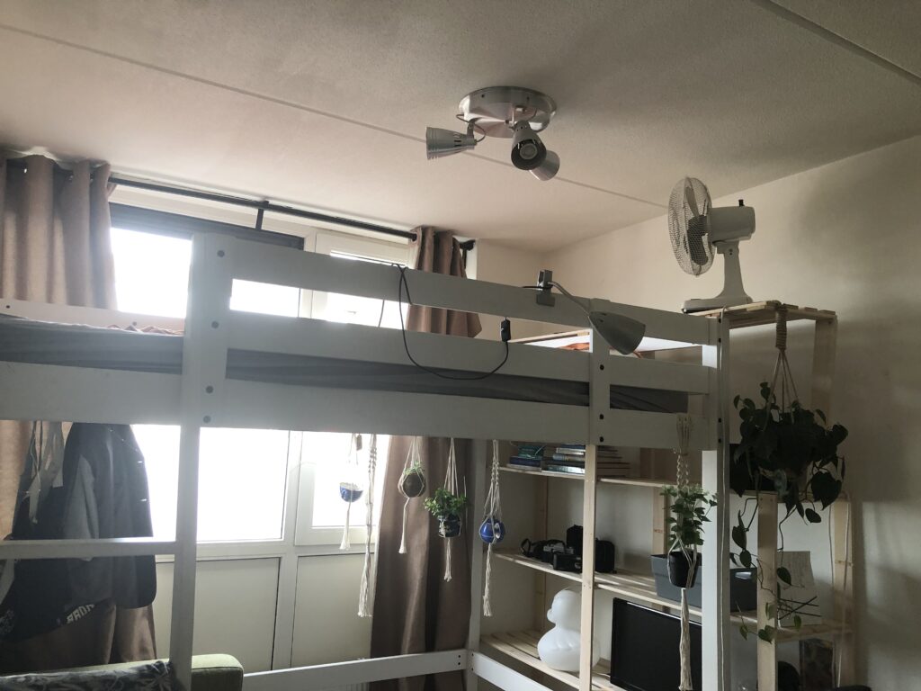 Kamer aan de Perikweg in Enschede (7512 DM)