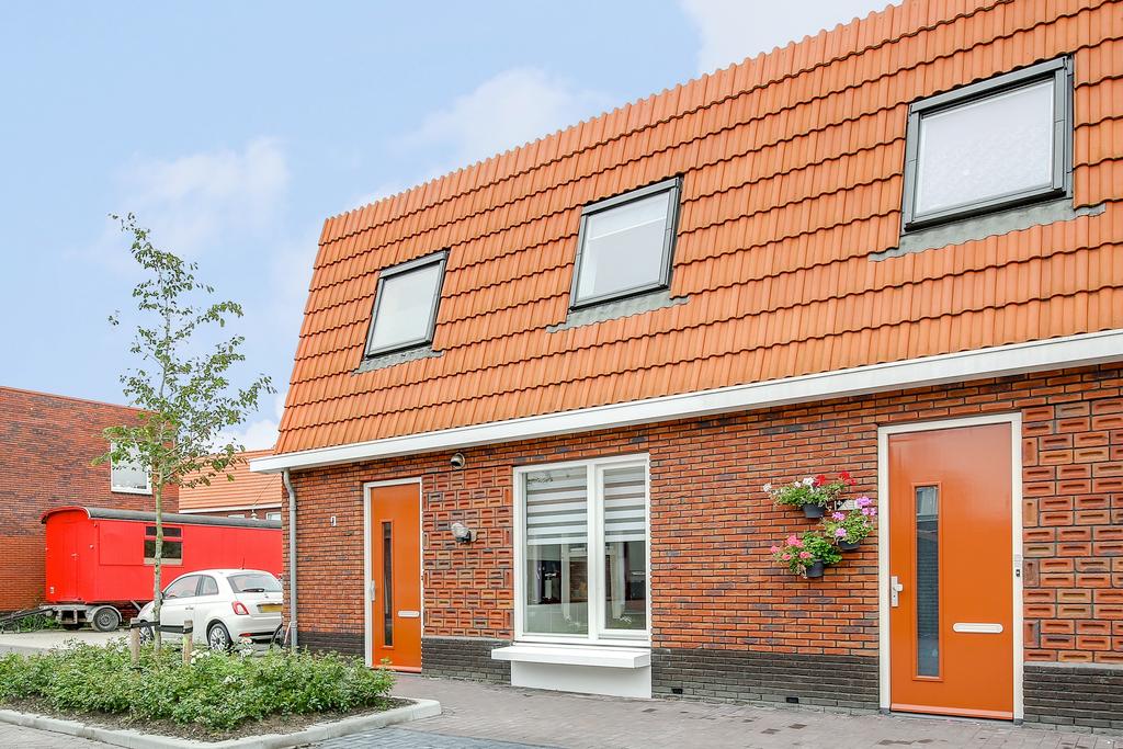 Hoekwoning in Zaandam (HUU-157563)