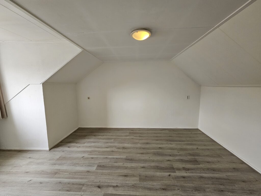 Kamer aan de Marsstraat in Groningen