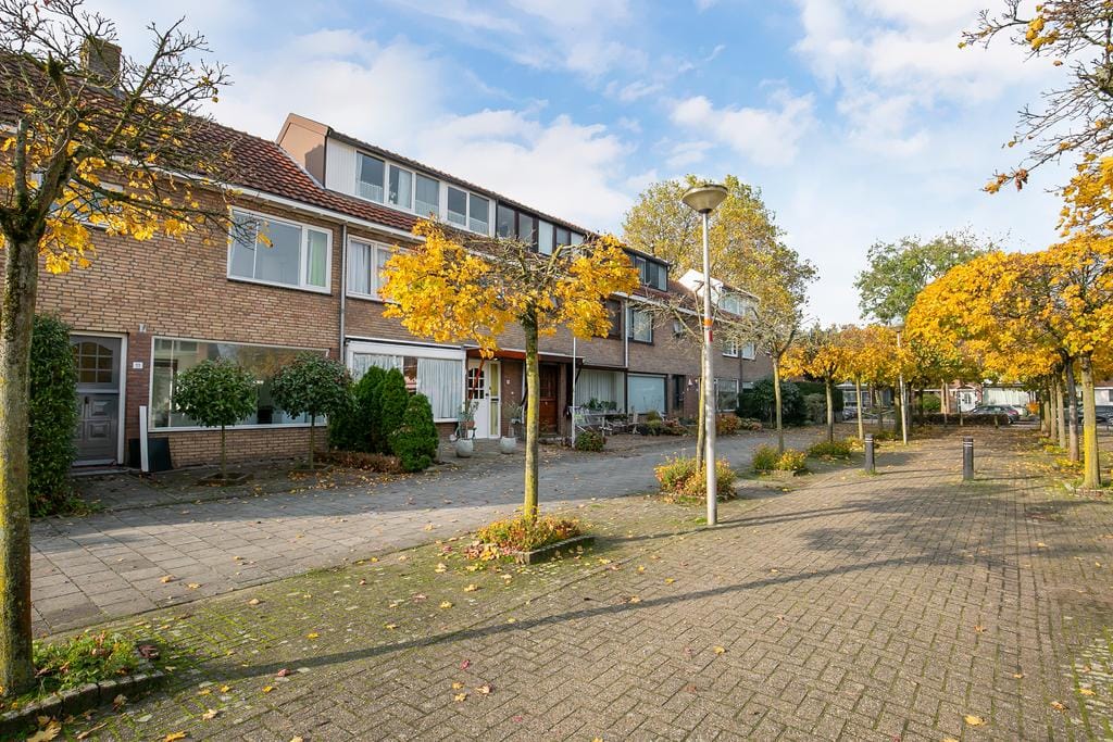 Woning in Nieuwerkerk aan den IJssel (HUU-597597)
