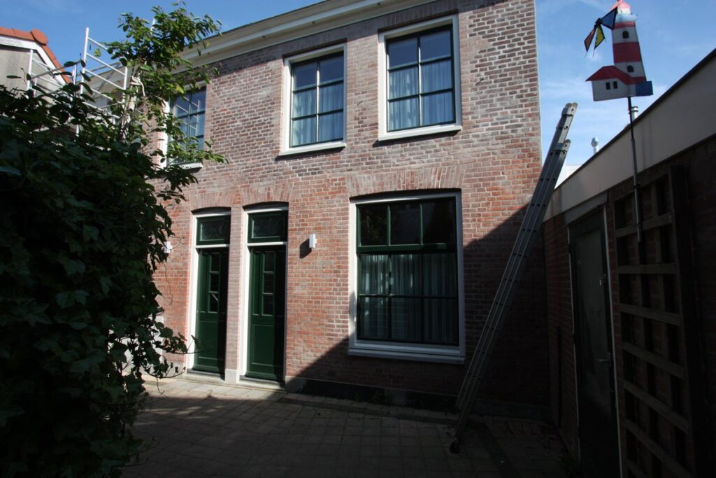 Woonhuis aan de Neptunusstraat in Den Haag