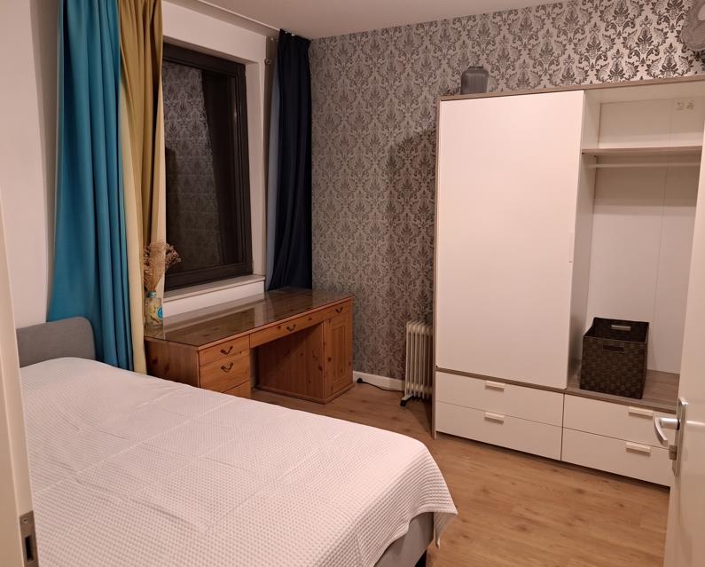 Kamer aan de New Yorksingel in Den Haag (2548 HV)