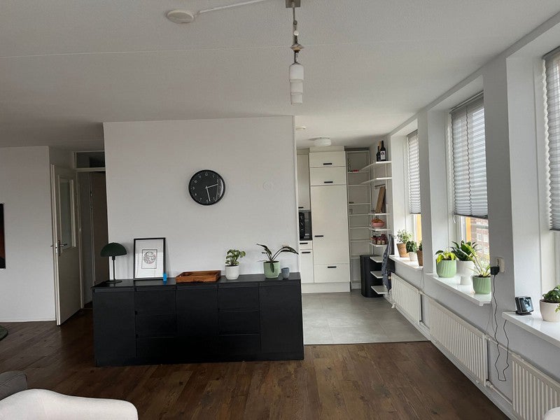Appartement aan de Jan de Jonghkade in Amsterdam (1063 MH)