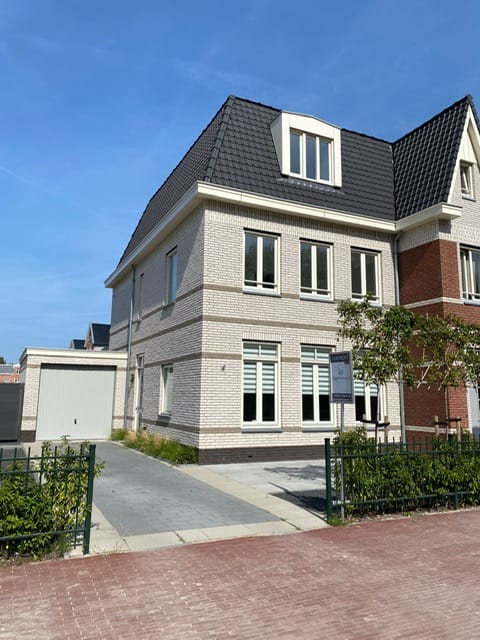 Woonhuis in The Hague (HUU-300992)