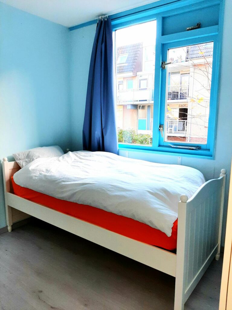 Kamer aan de Gravin van Burenlaan in Amersfoort