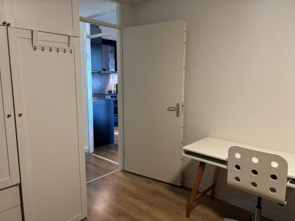 Kamer aan de Rijswijkse Landingslaan in Den Haag