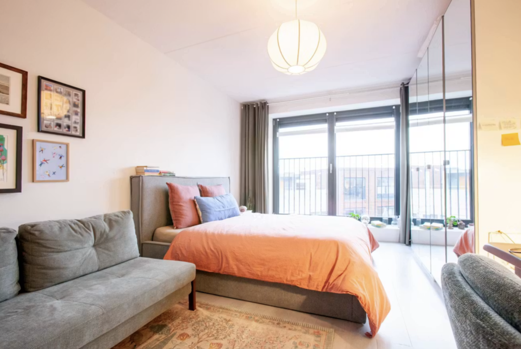 Studio in Amsterdam (HUU-504464)