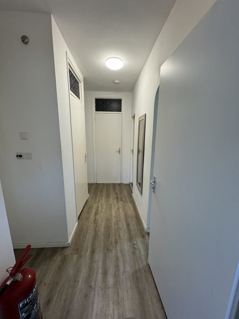 Kamer aan de Madeliefstraat in Rotterdam
