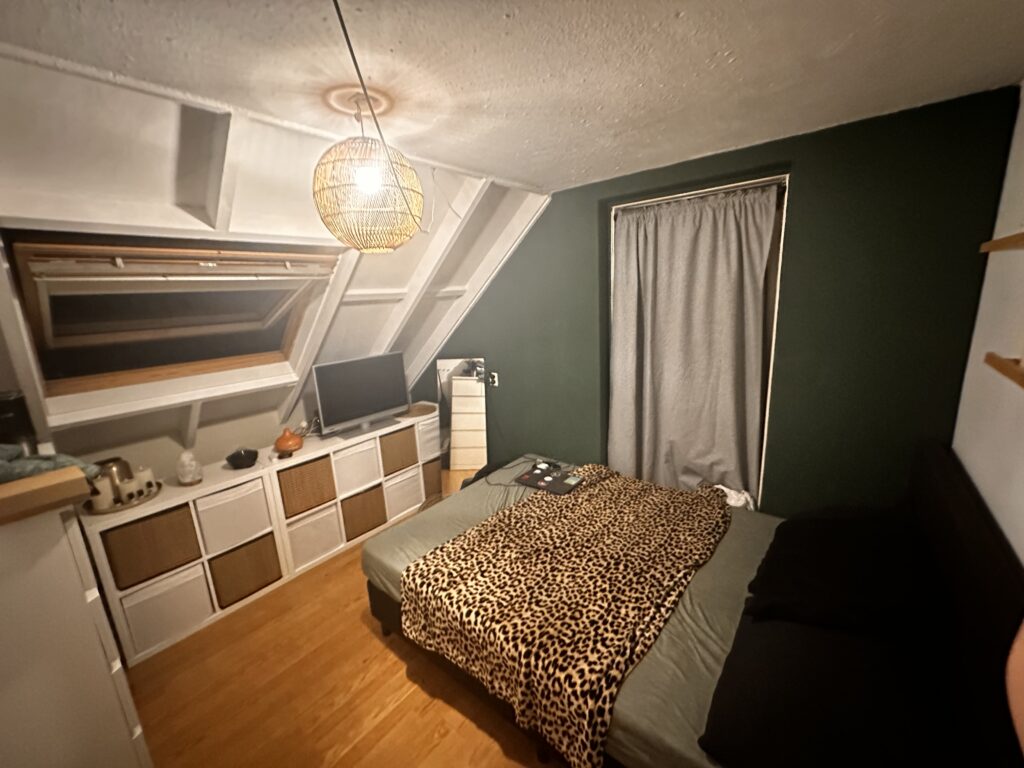 Kamer in Alkmaar (HUU-336107)
