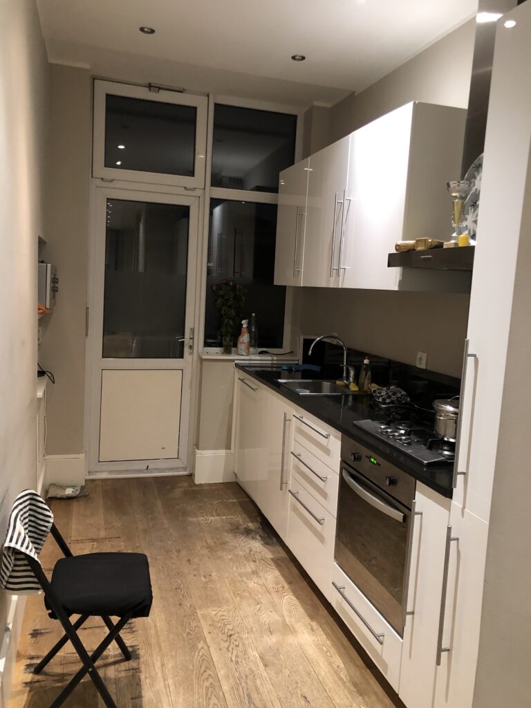 Kamer aan Hobbemaplein, Den Haag