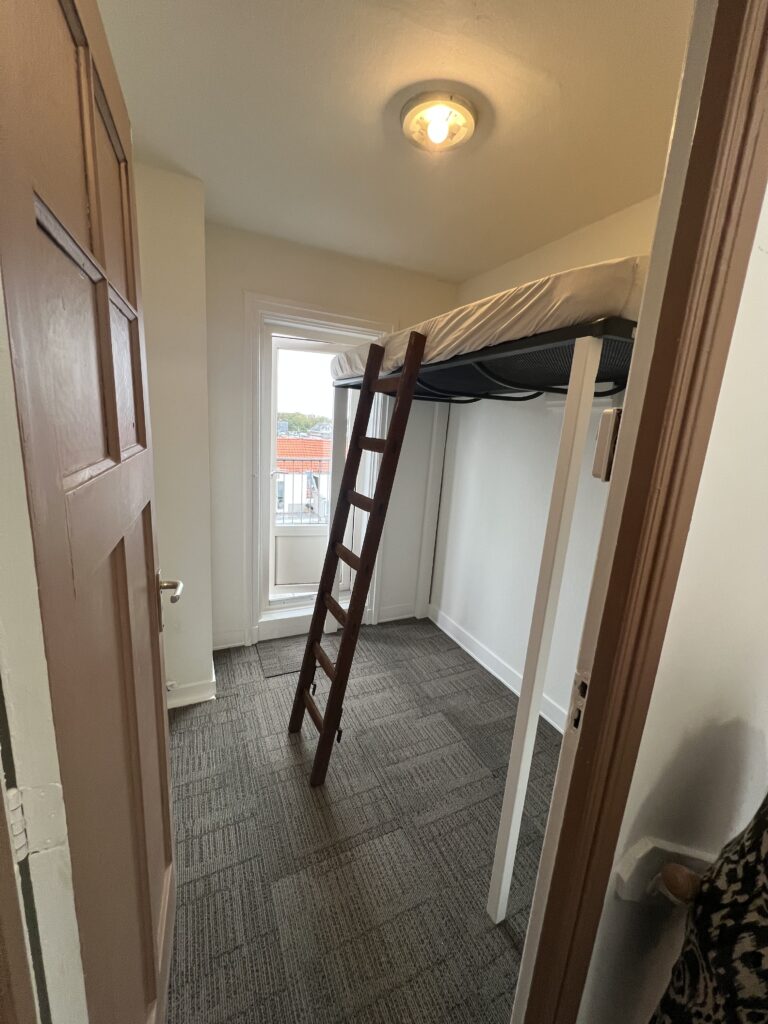 Kamer aan de Rotterdamsedijk in Schiedam (3112 BG)