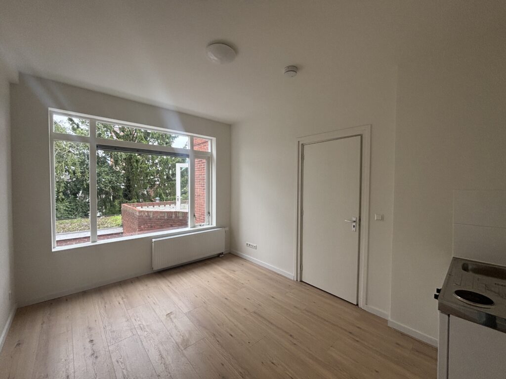 Kamer aan de Paterswoldseweg in Groningen (9726 BE)