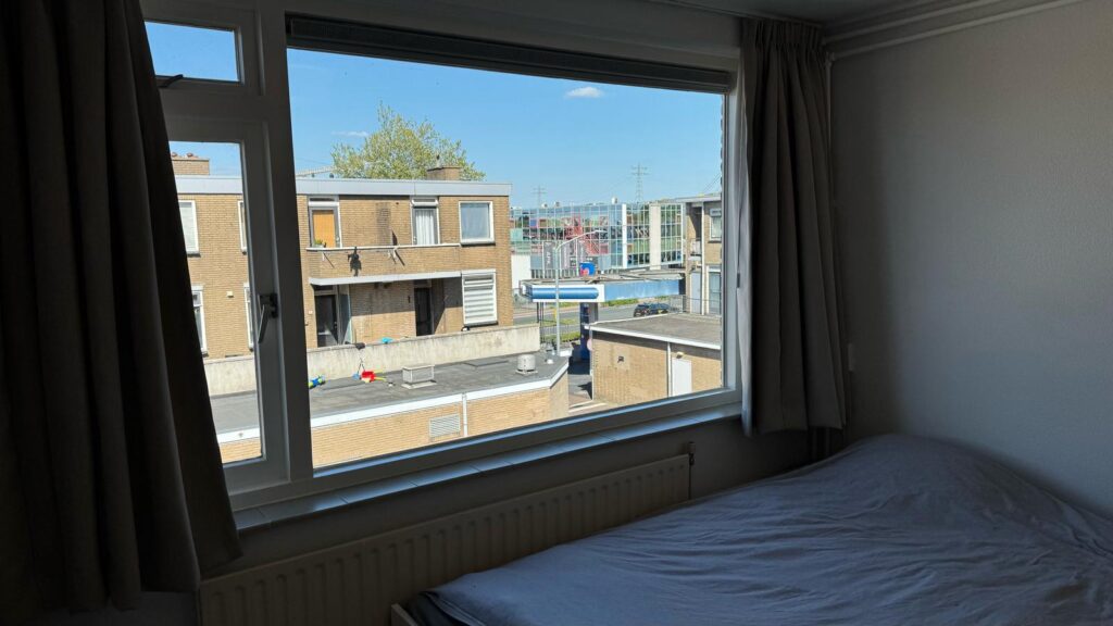Kamer aan de Plein 1940-1945 in Dordrecht