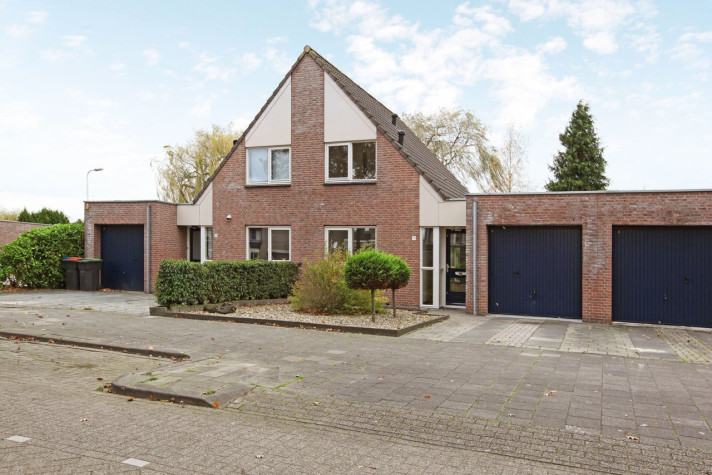Woonhuis aan de Hattemplein in Tilburg