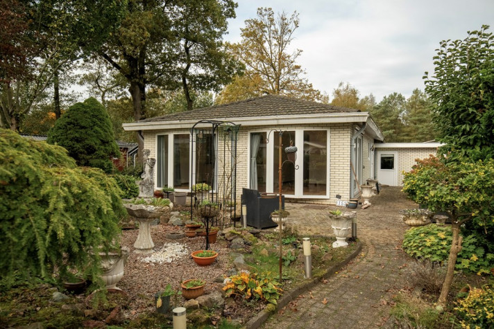 Woonhuis aan de Apeldoornsestraat in Barneveld (034939)