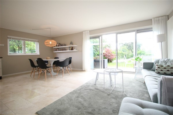 Woonhuis aan de Plaswijk in Vinkeveen