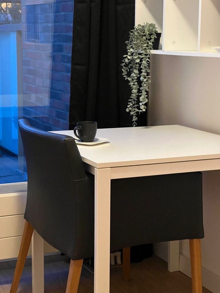 Kamer aan de Helmersstraat in Rotterdam