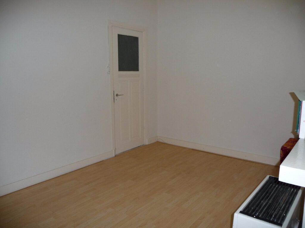 Kamer in Rotterdam (HUU-163198)