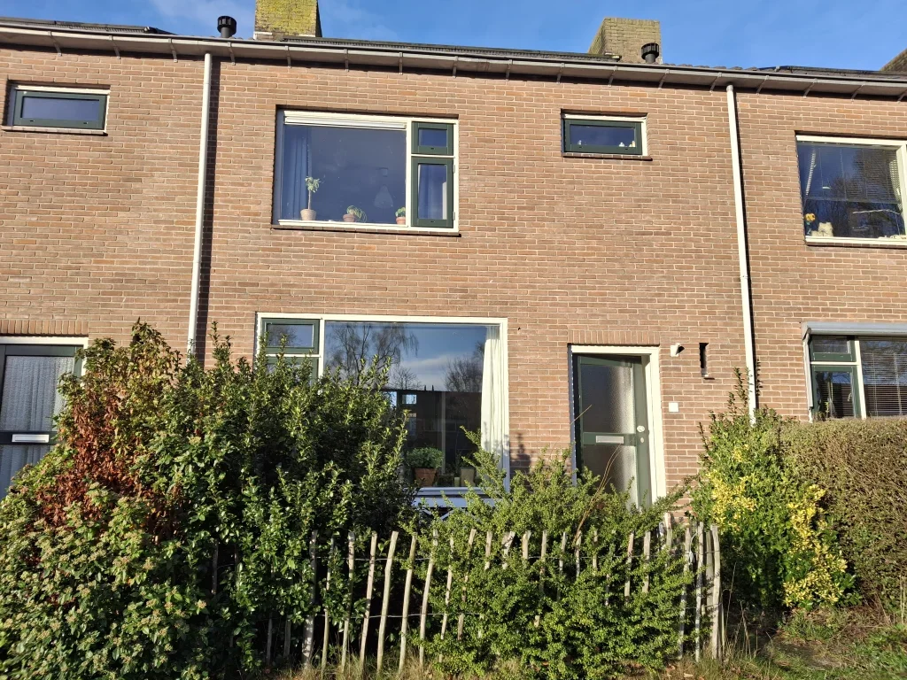 Woonhuis aan de Johan Frisoplantsoen in Bergen (NH)