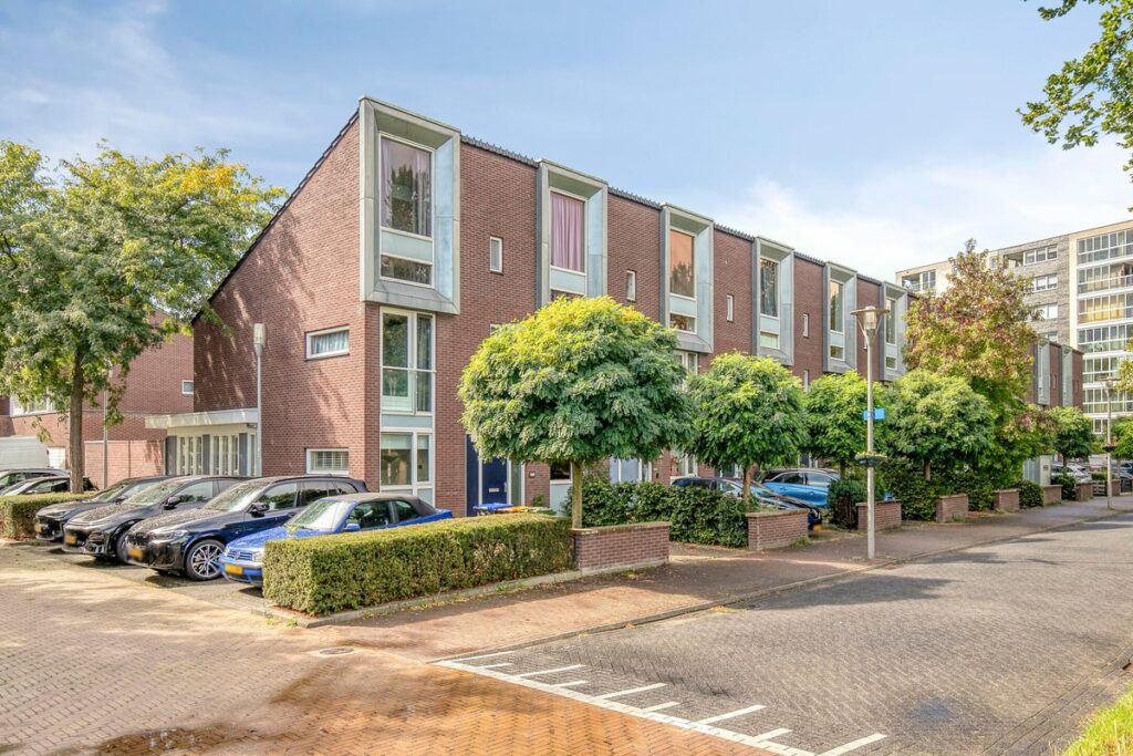 Woonhuis aan de Waterstede in Maarssen