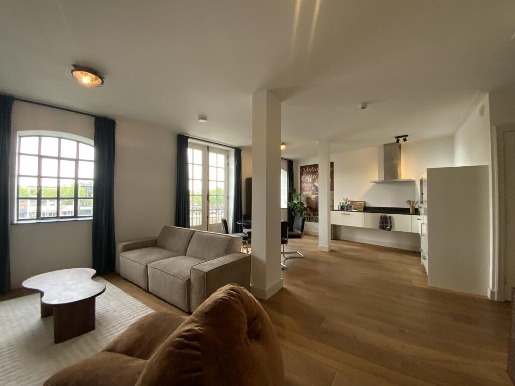 Appartement aan de Veerdijk in Wormer (1531 MA)
