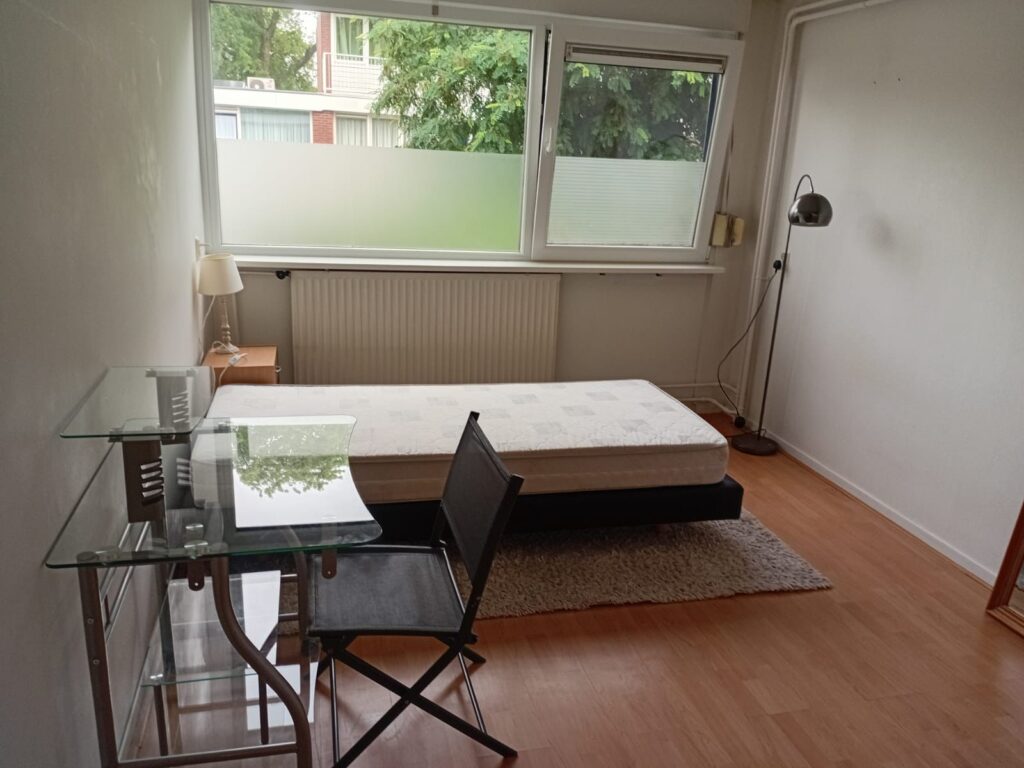 Kamer aan de Zandkamp in Hoogland