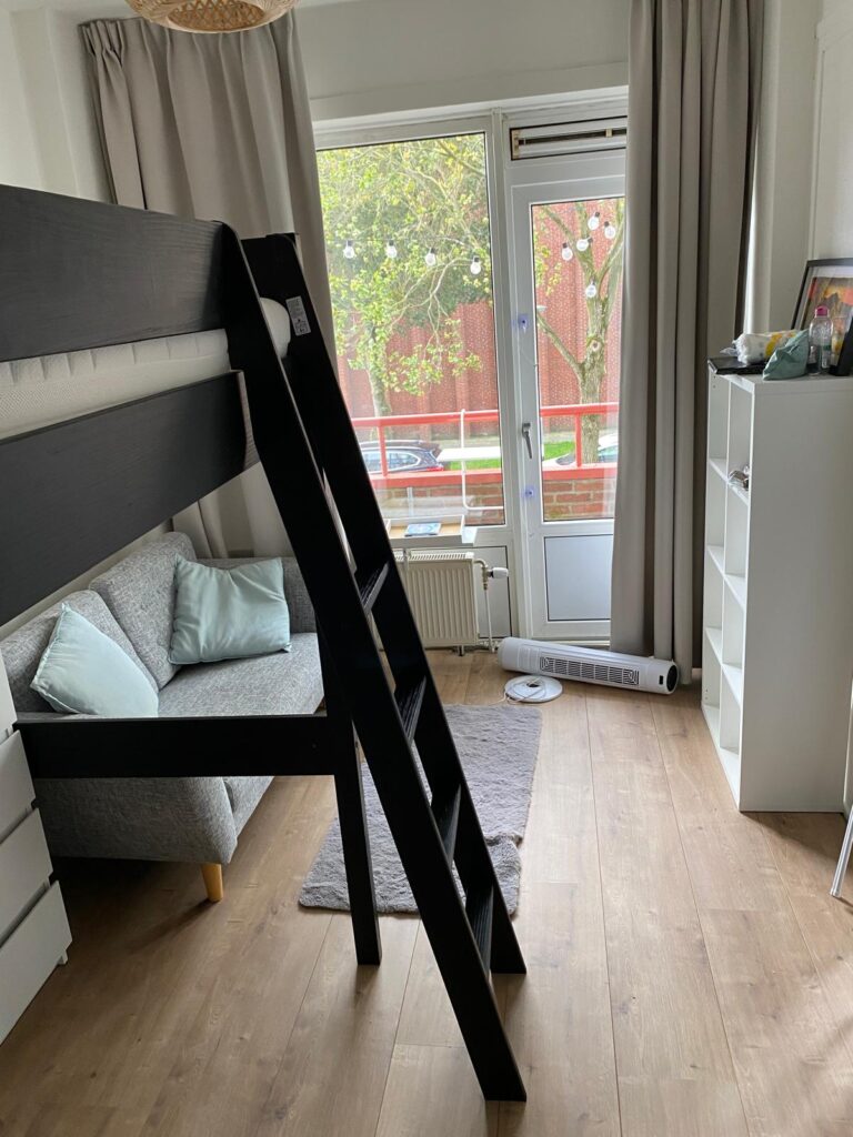 Kamer aan de Kochstraat in Groningen