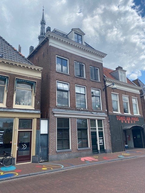 Studio aan de Bonifatiusplein in Leeuwarden