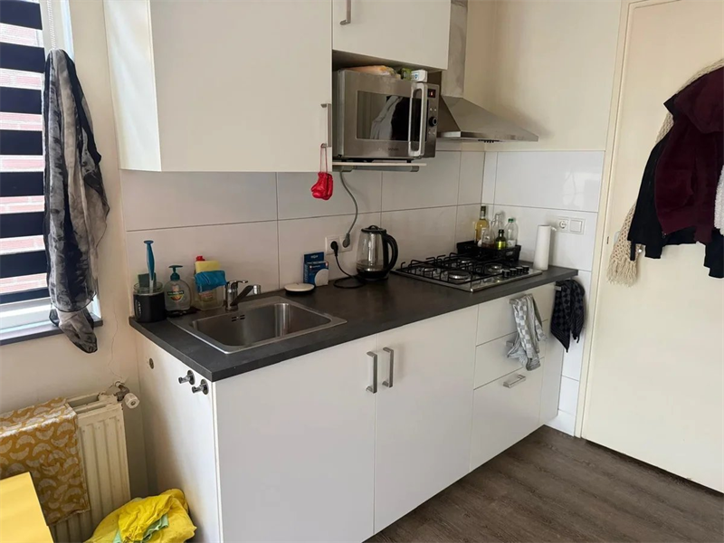 Studio aan de Resedastraat, 7531CK, Enschede in Enschede