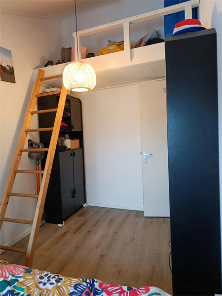 Appartement aan de Oostveenweg, 7533VV, Enschede in Enschede