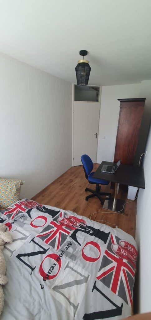 Kamer aan de Tefelenstraat in Amsterdam (1107 SK)