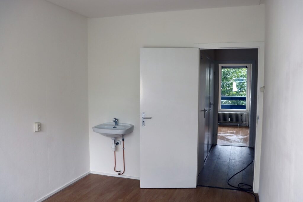 Kamer Hisveltplein, Arnhem – 11 m² met raam