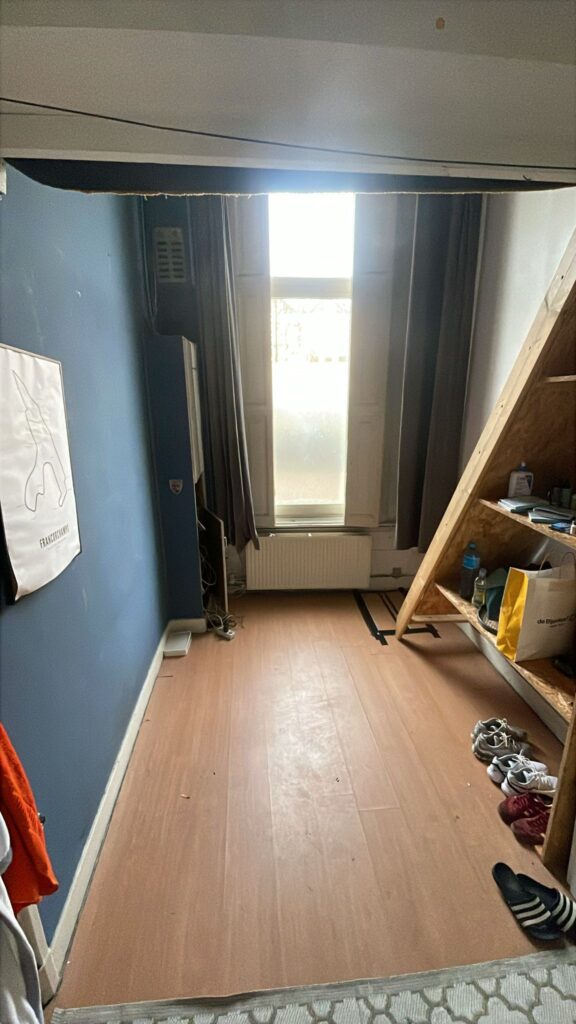Kamer aan de Spoorsingel in Delft
