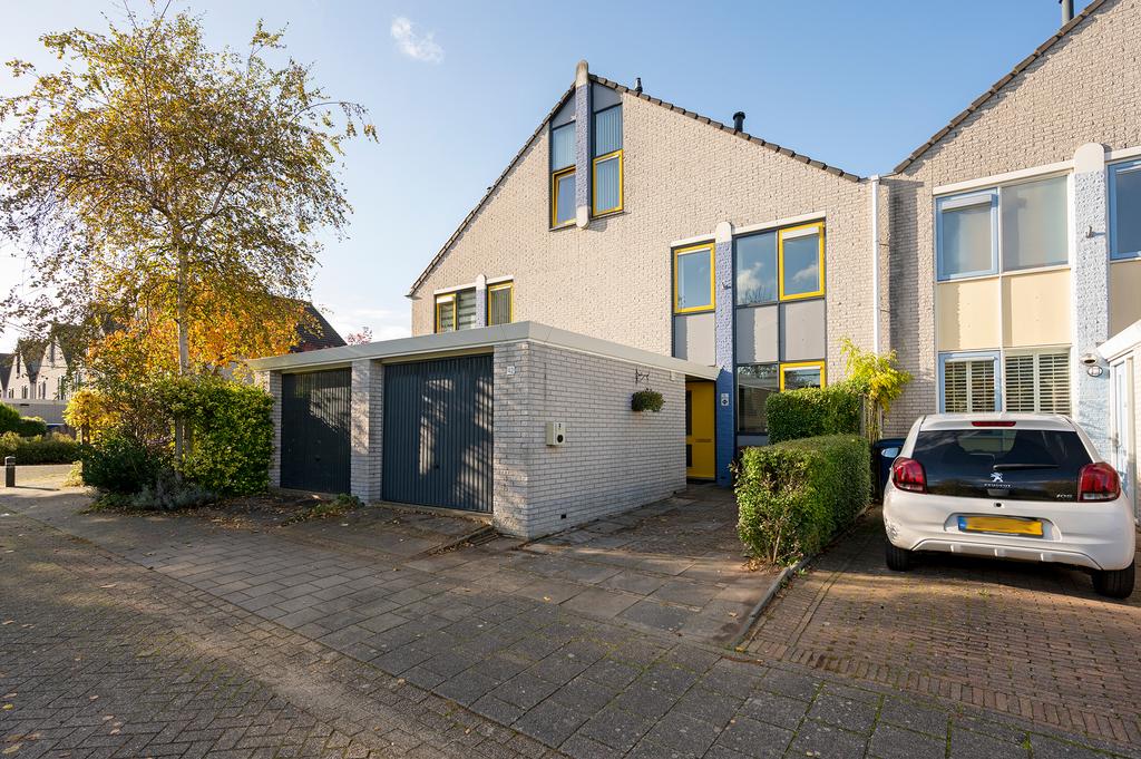 Woonhuis in Almere (HUU-527275)