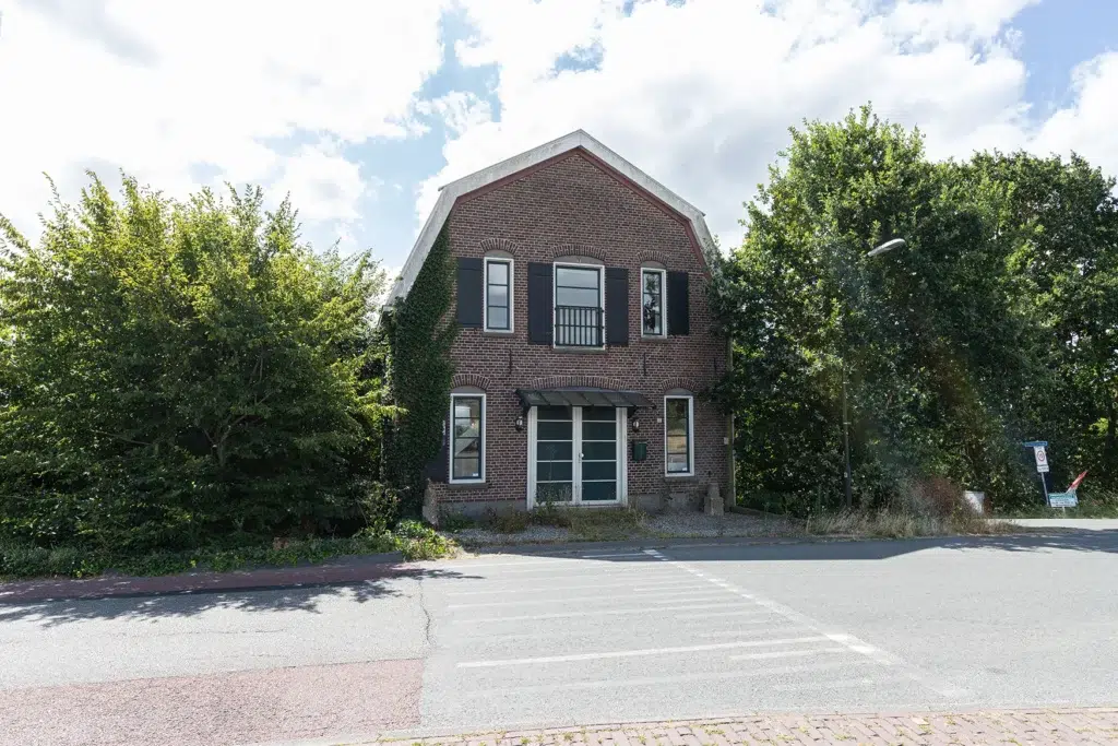 Kamer in Groot-Ammers (HUU-203246)