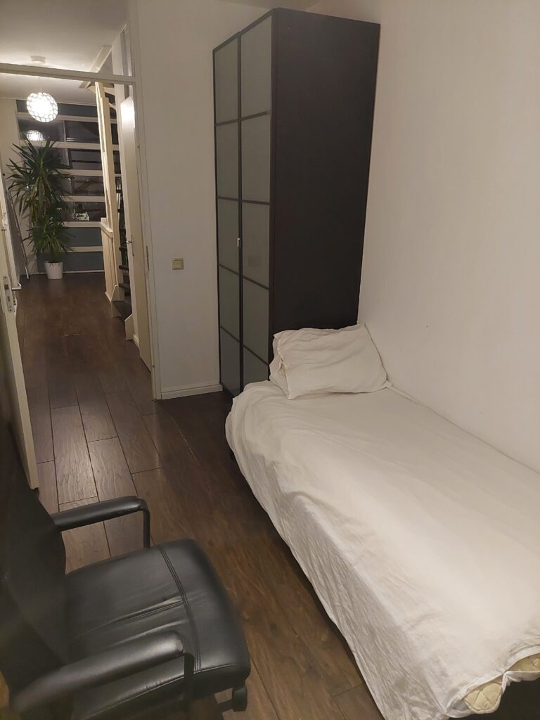 Kamer New Yorksingel, Den Haag