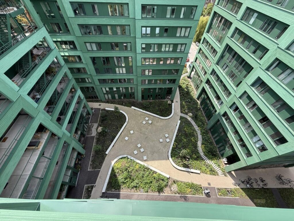 Appartement in Amsterdam (HUU-015320)