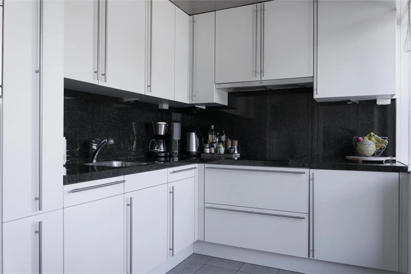 Appartement aan de Veldmaarschalk Montgomerylaan, 5623LB, Eindhoven in Eindhoven