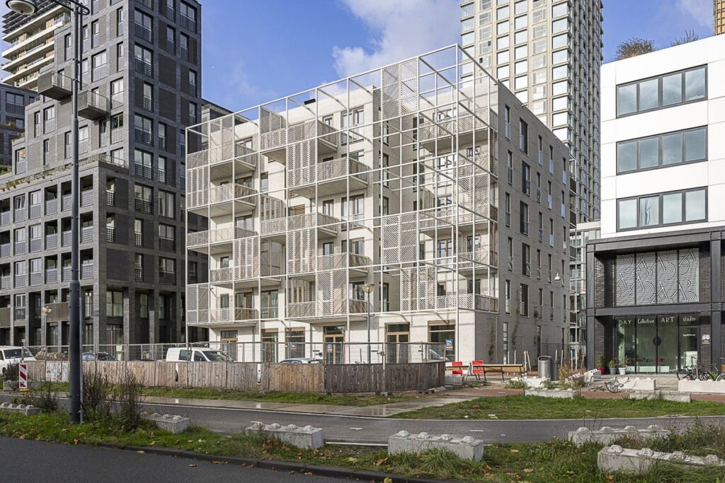 Appartement aan de Lutonhof in Amsterdam