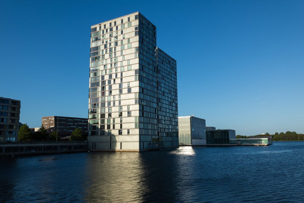 Huis huren in Almere — woonbebouwing in Almere